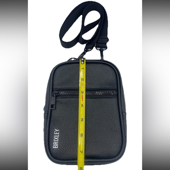 Brixley NWOT Black Leather Crossbody Indie Vanguard Monochrome Preppy Punk - Picture 2 of 6